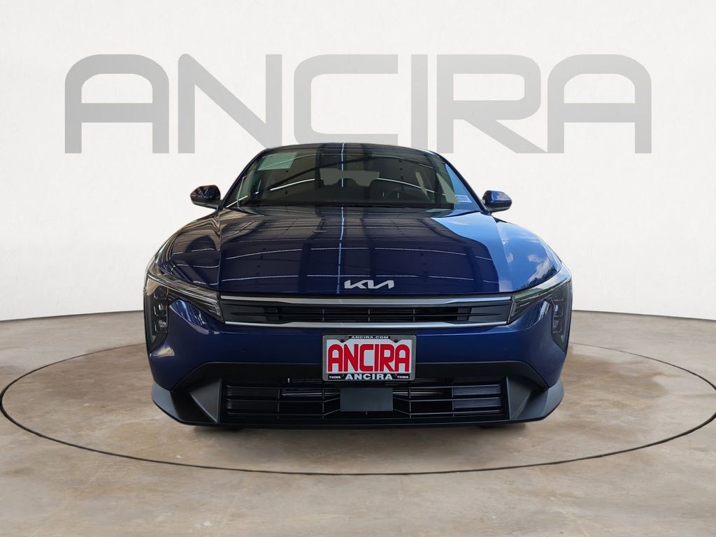 2025 Kia K4 LXS photo