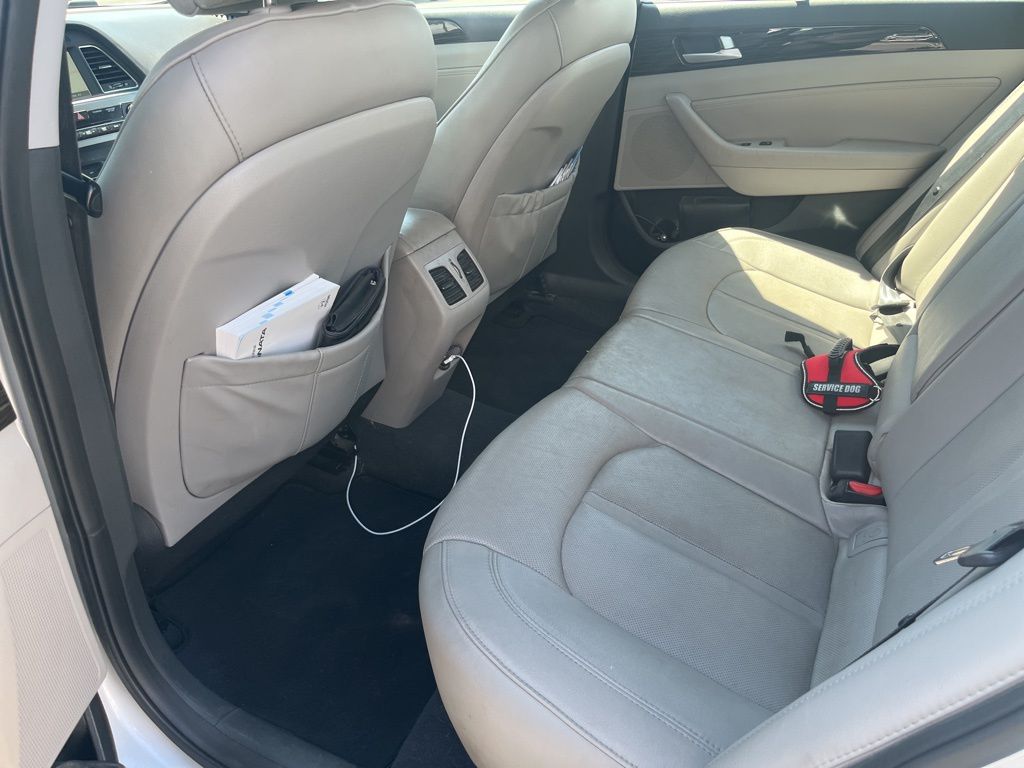 2016 Hyundai Sonata Limited 9