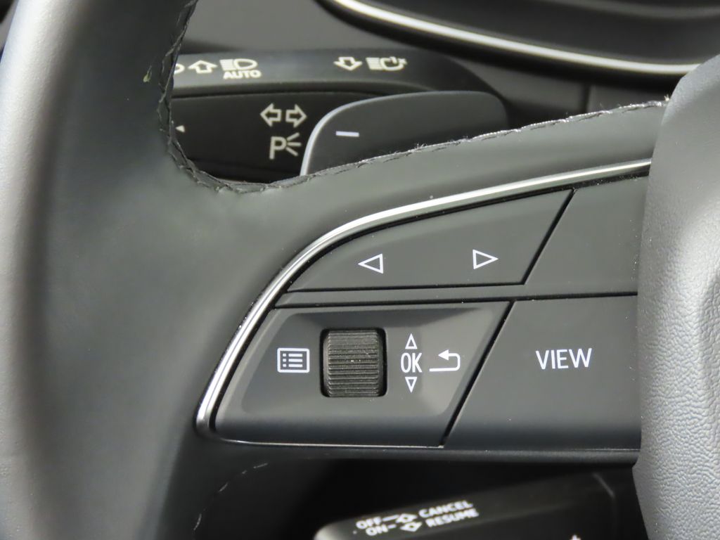 Thumbnail: 2025 Audi Q5 - 17