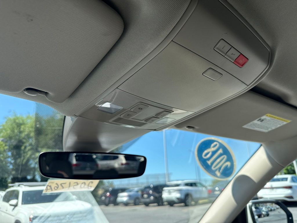 2019 Volkswagen Atlas 3.6L V6 SE White at Carlisle Cadillac Buick GMC