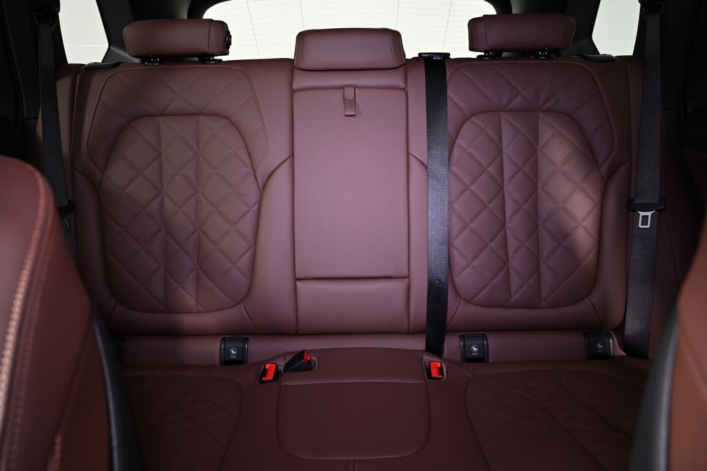Thumbnail: 2026 BMW X5 - 25