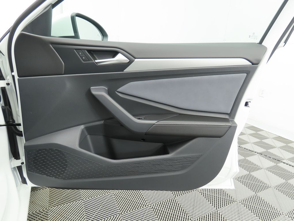 Thumbnail: 2026 Volkswagen Jetta - 25