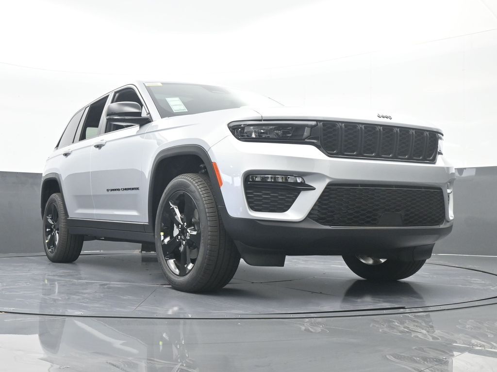 New 2025 Silver Zynith Jeep Limited image 58