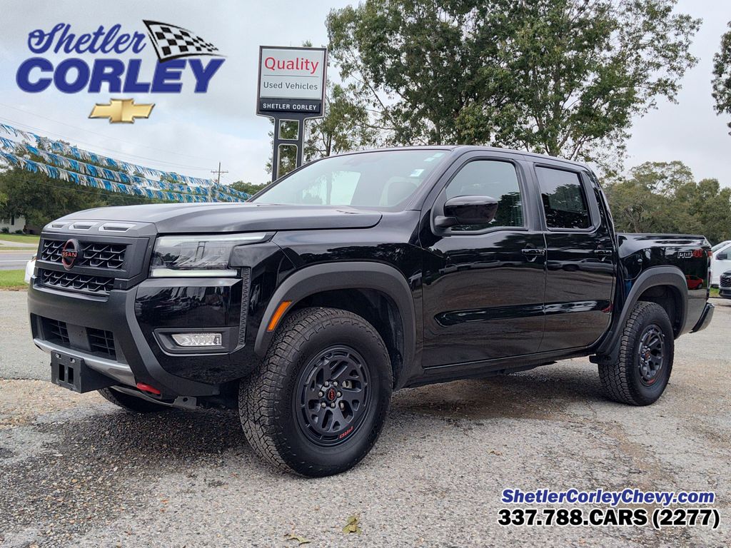Super Black 2026 Nissan Frontier Pickup Truck Four-Wheel Drive 9-Speed Automatic Overdrive