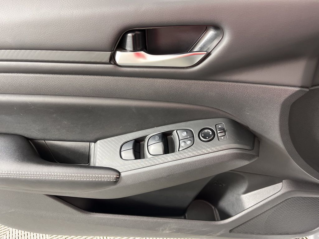 Thumbnail: 2024 Nissan Altima - 24