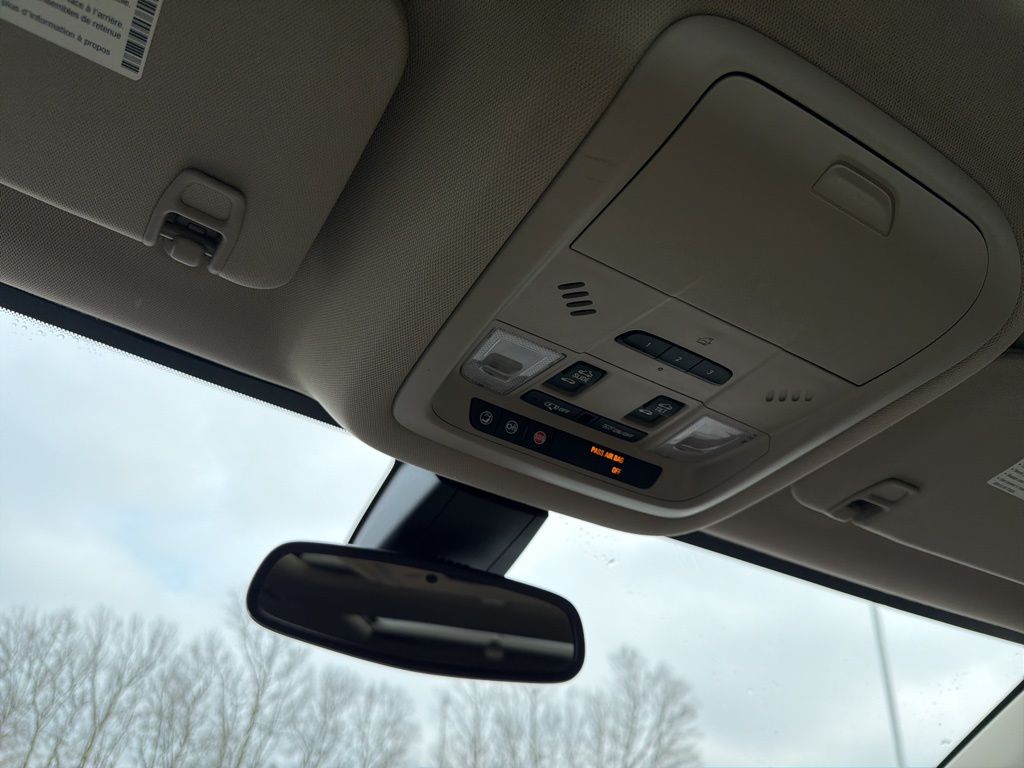 Thumbnail: 2017 GMC Acadia - 14