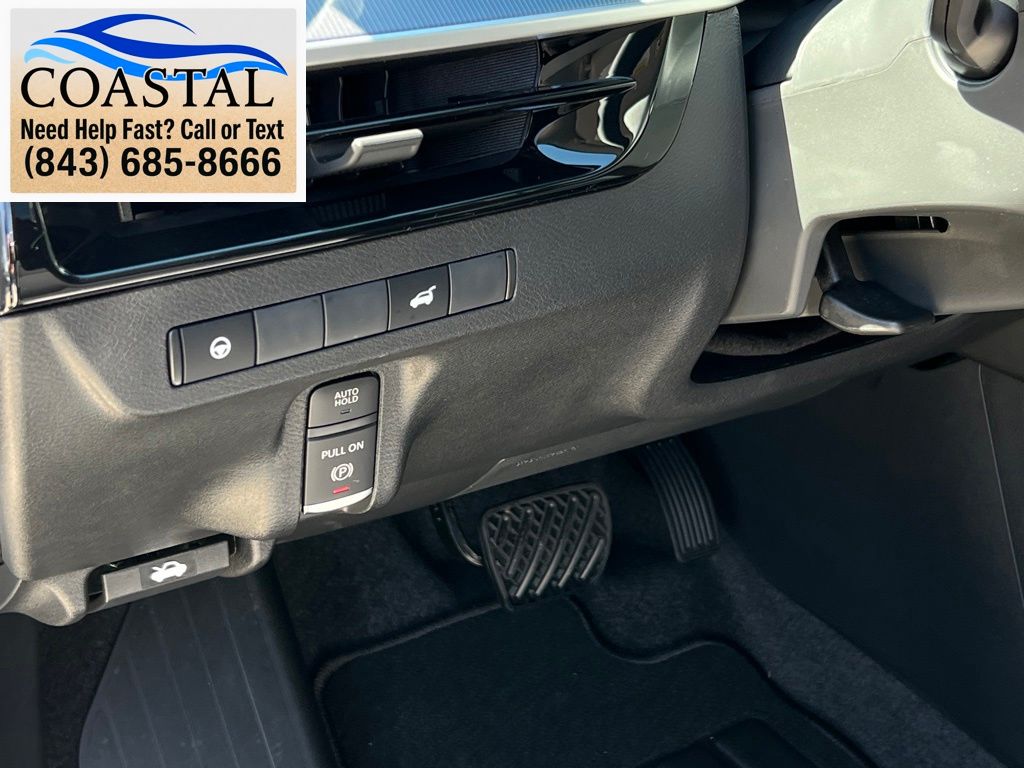 2026 Nissan Murano SL White at Coastal Chevrolet Cadillac