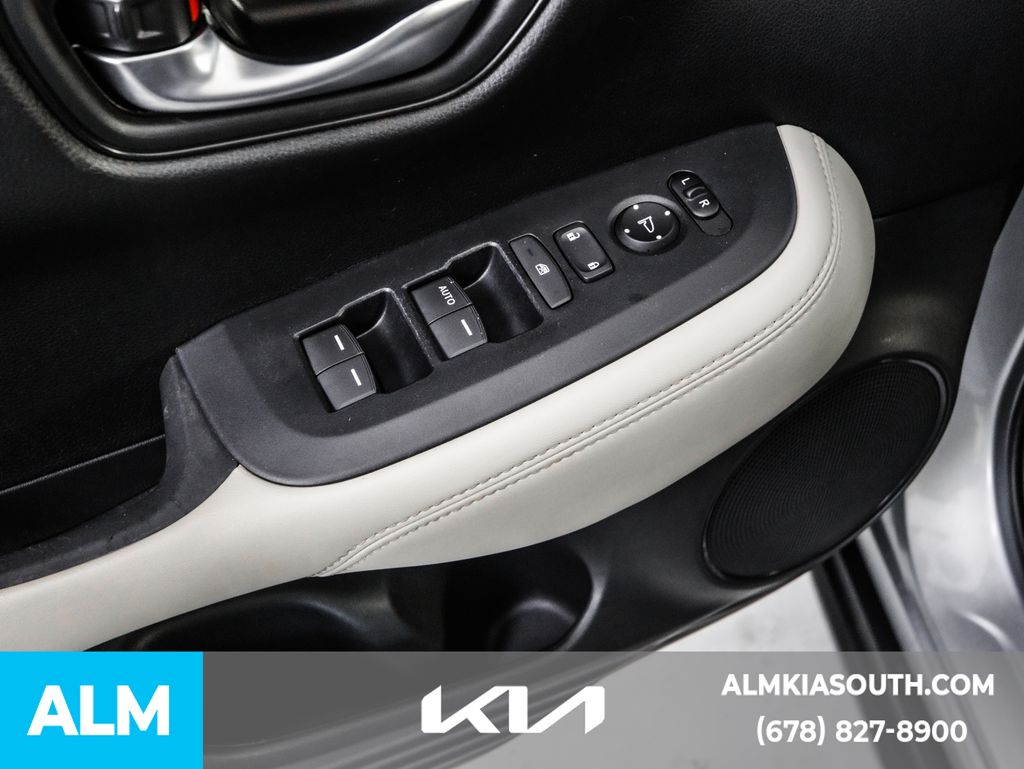 2024 Honda HR-V LX photo 39
