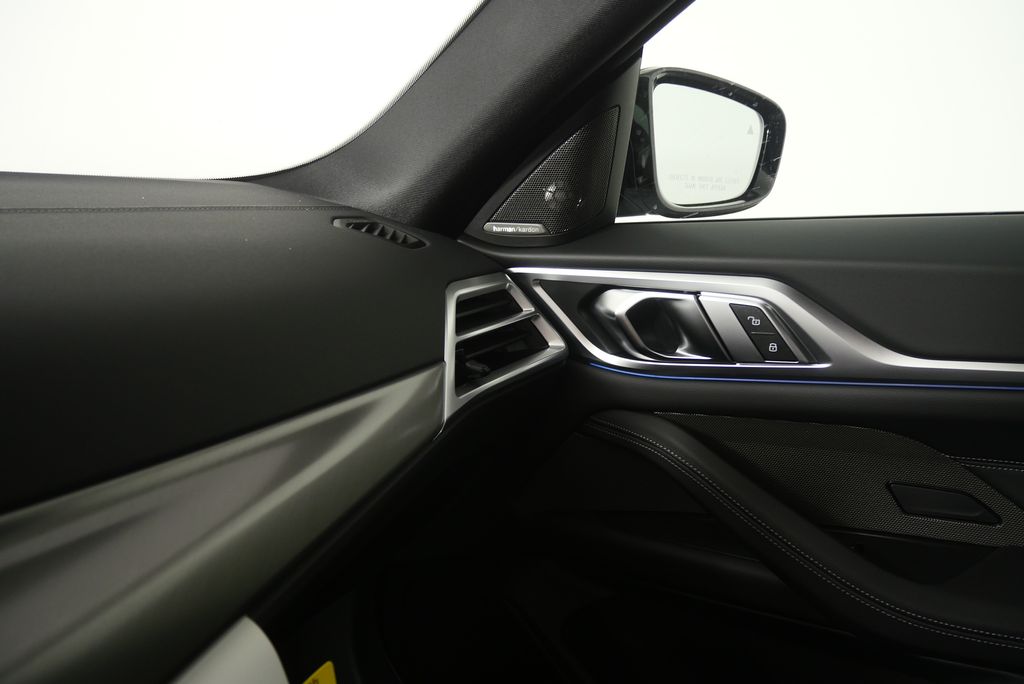 Thumbnail: 2025 BMW i4 - 26