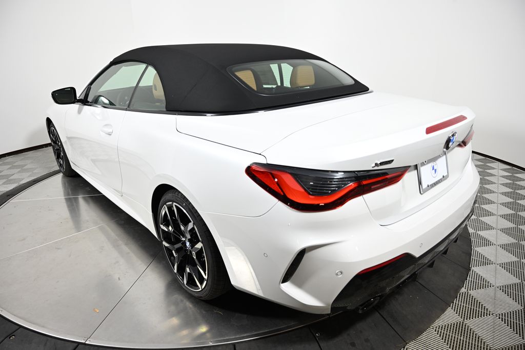 Thumbnail: 2026 BMW 4 Series - 5