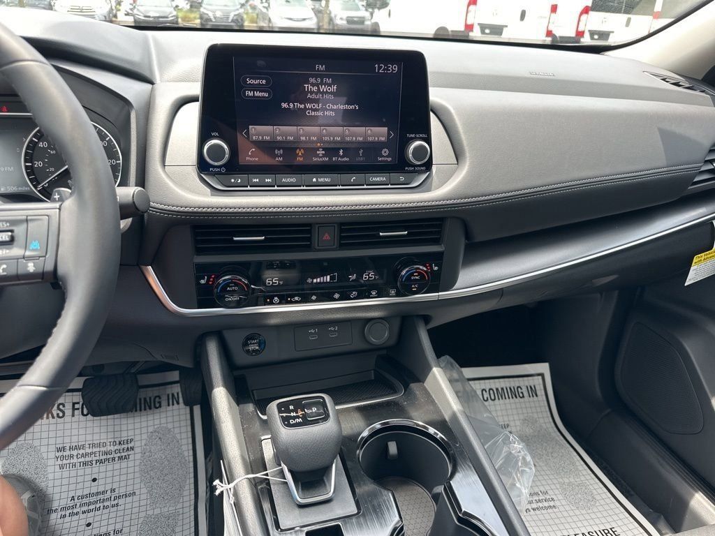 2025 Gun Metallic Nissan Rogue SV FWD SUV