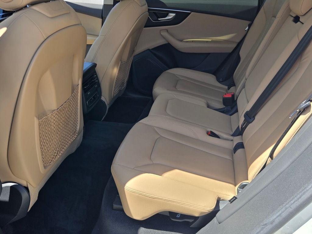 2023 Audi Q8 - $38,735