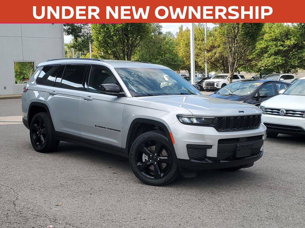 Silver 2023 Jeep Grand Cherokee L SUV / Crossover Four-Wheel Drive 8-Speed Automatic