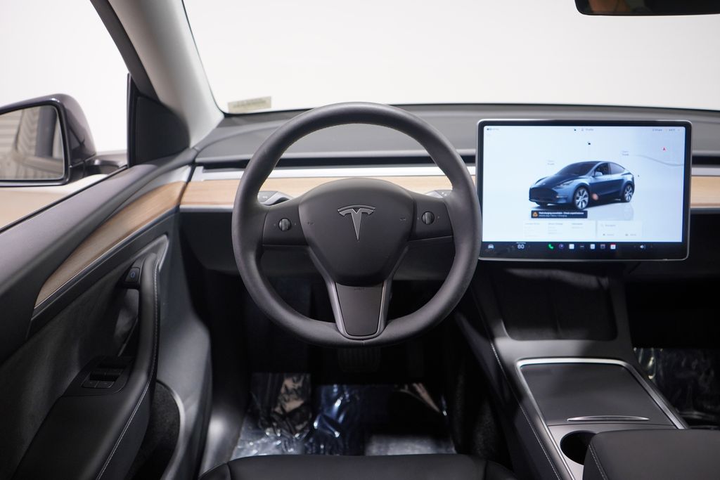 Thumbnail: 2024 Tesla Model Y - 11