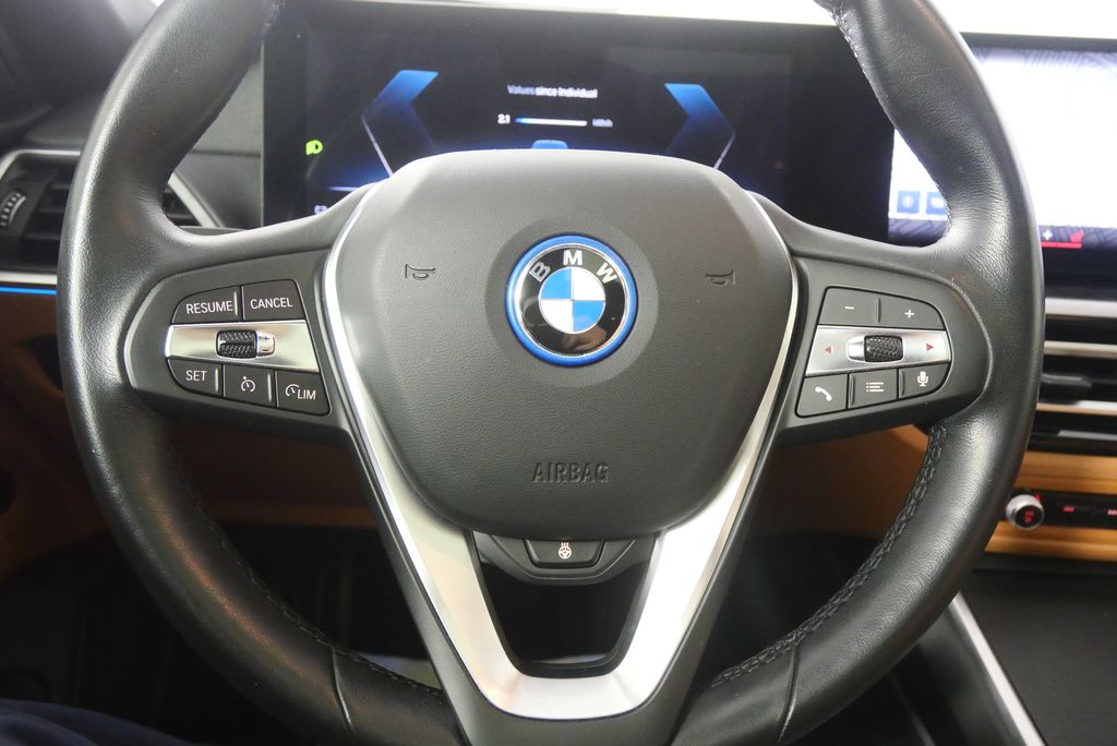 Thumbnail: 2023 BMW i4 - 23