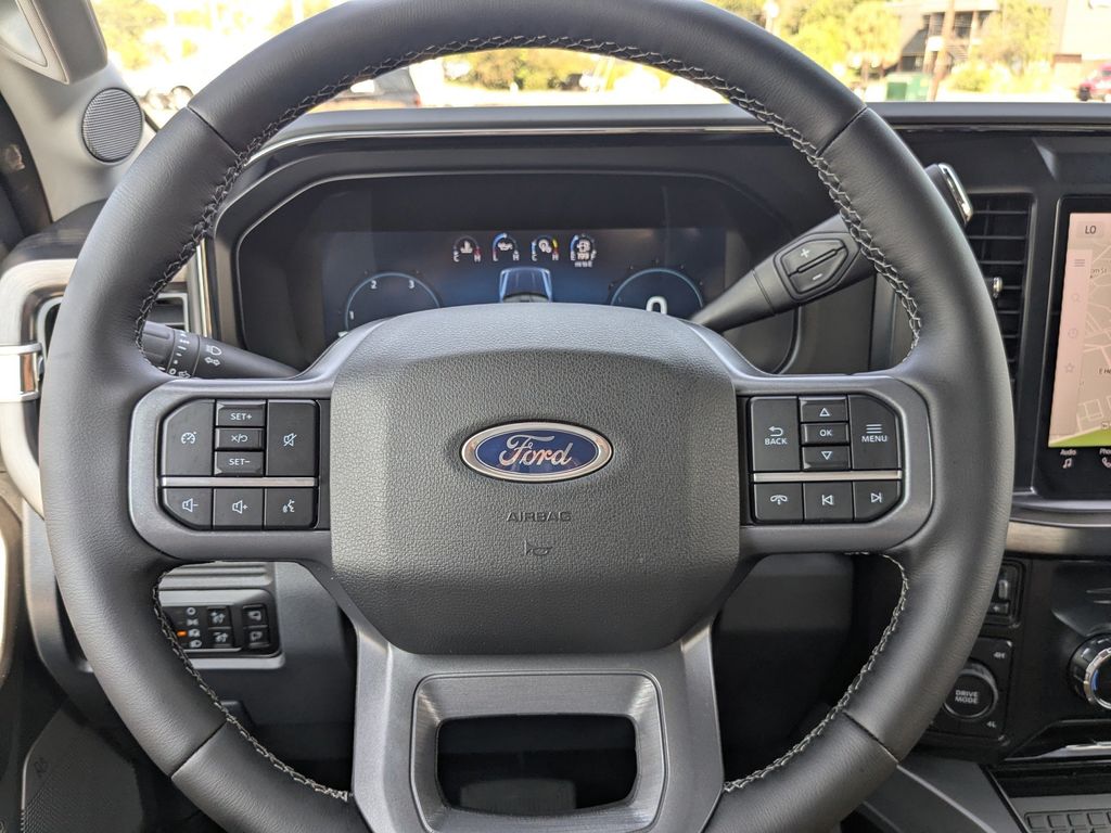 2026 Ford Super Duty F-350 SRW LARIAT