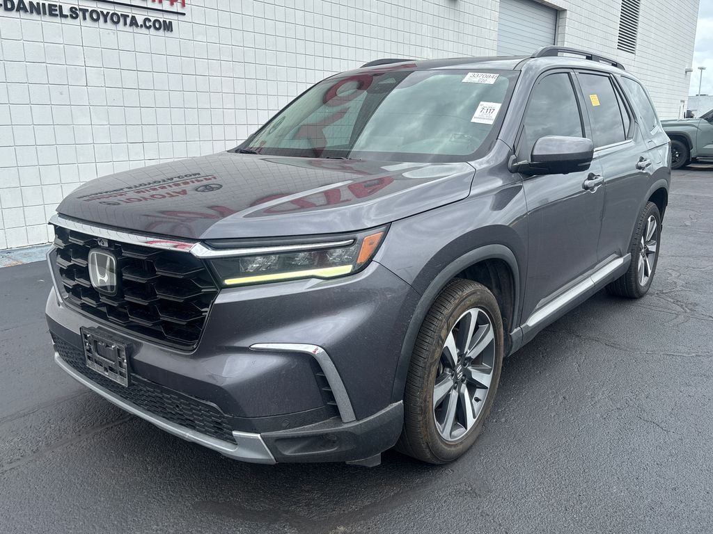2023 Honda Pilot Elite AWD's photo