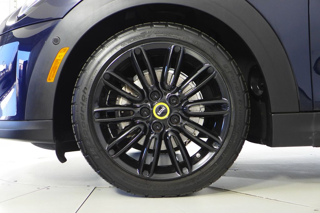 Thumbnail: 2022 MINI Cooper - 5