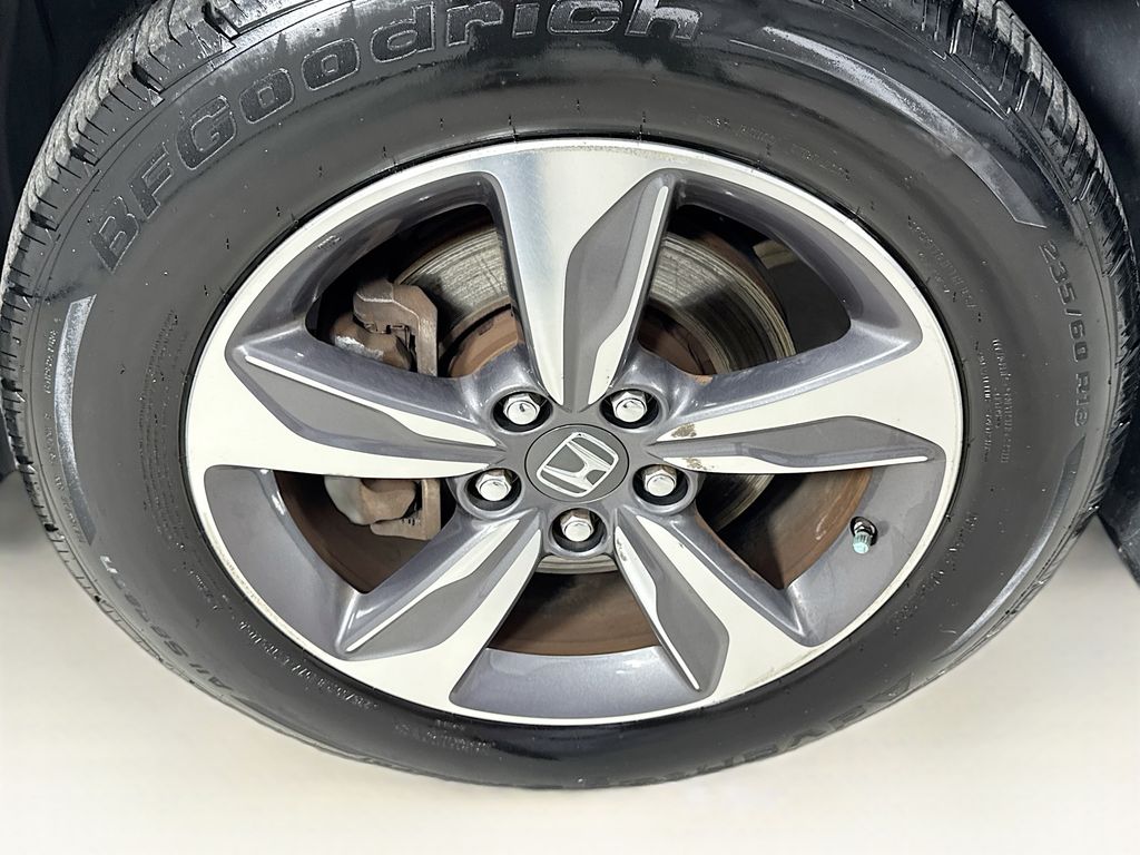 Used Car 2018 Honda Odyssey  Touring For Sale Under $25,000 In Austin, Texas