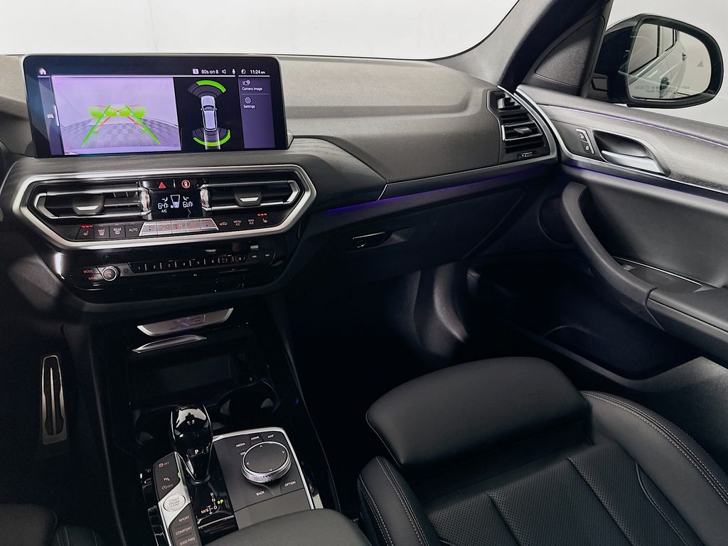 Thumbnail: 2022 BMW X3 - 24