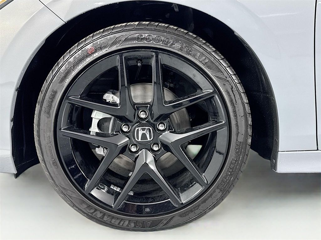 2025 Honda Civic Hybrid Sport photo