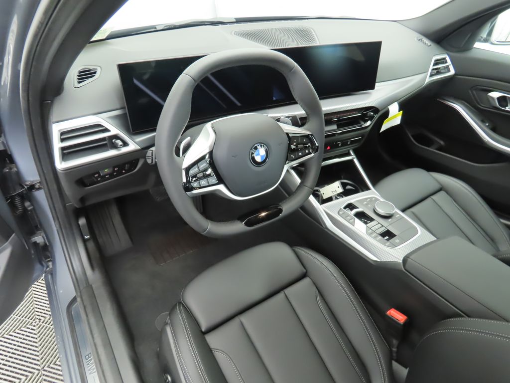 Thumbnail: 2026 BMW 3 Series - 9