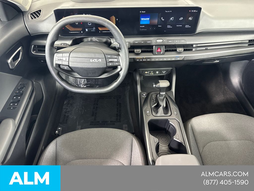 Used 2025 Red Kia LXS image 25