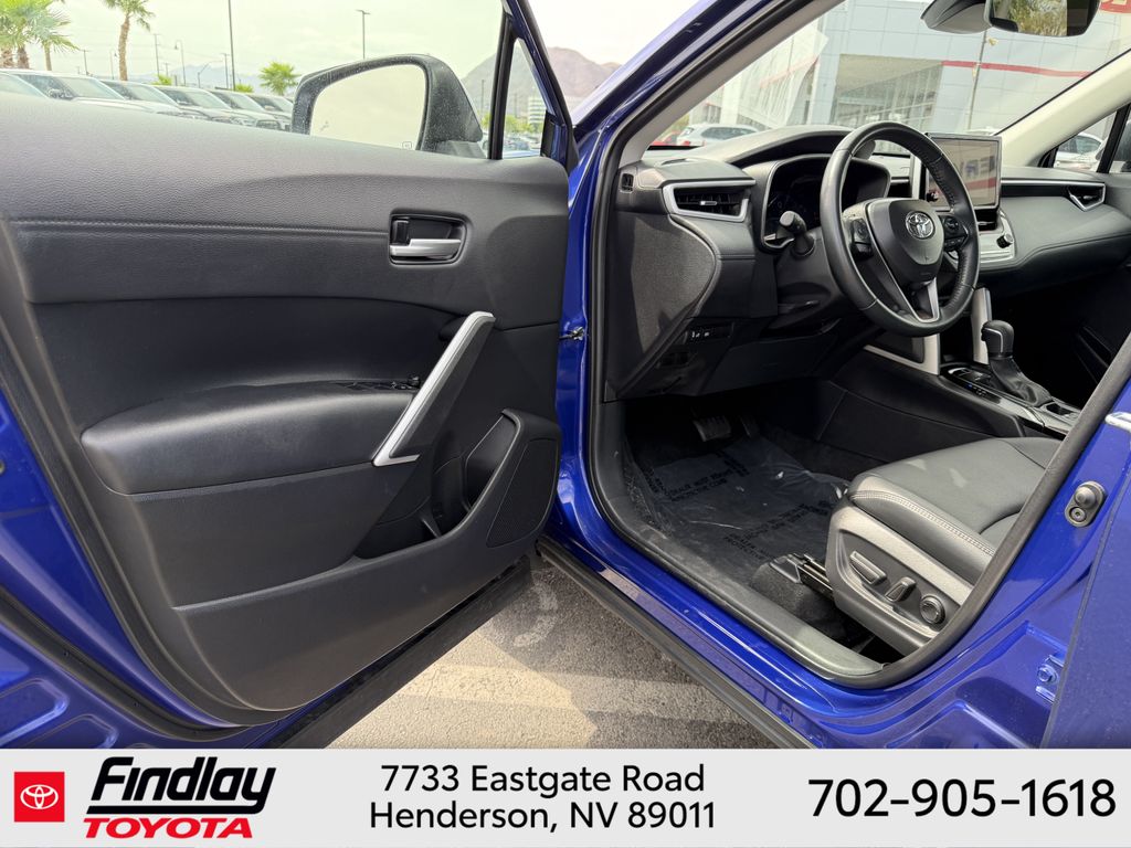 Used 2025 Toyota Corolla Cross SUV