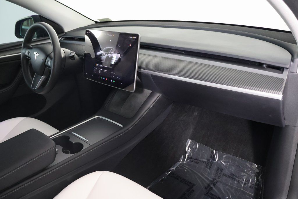 Thumbnail: 2023 Tesla Model Y - 9