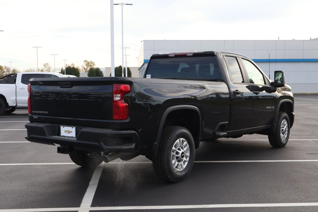 Thumbnail: 2026 Chevrolet Silverado 2500 - 8