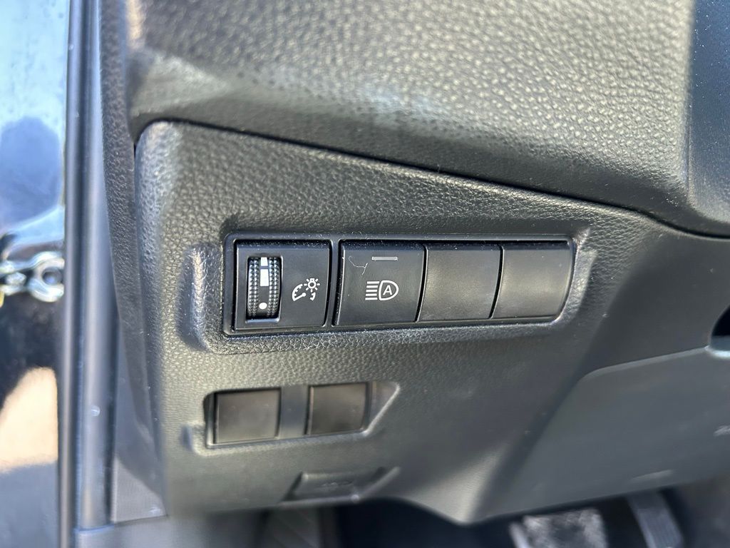 Thumbnail: 2024 Toyota Corolla Cross - 18