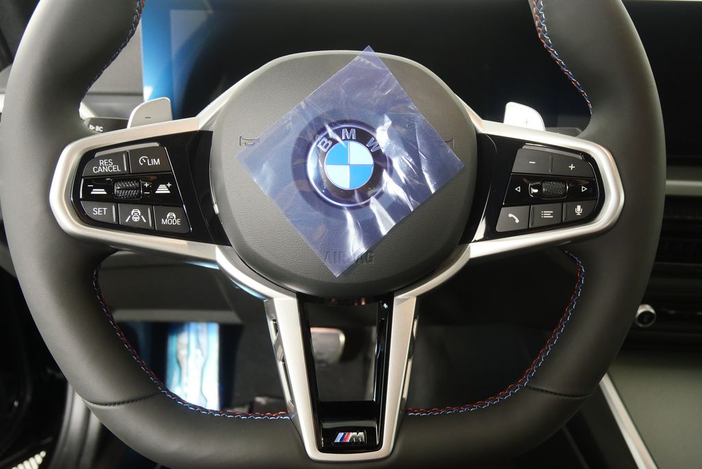 2025 BMW 3 Series M340i 18