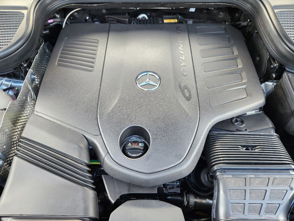 2025 Mercedes-Benz GLS GLS 450 21