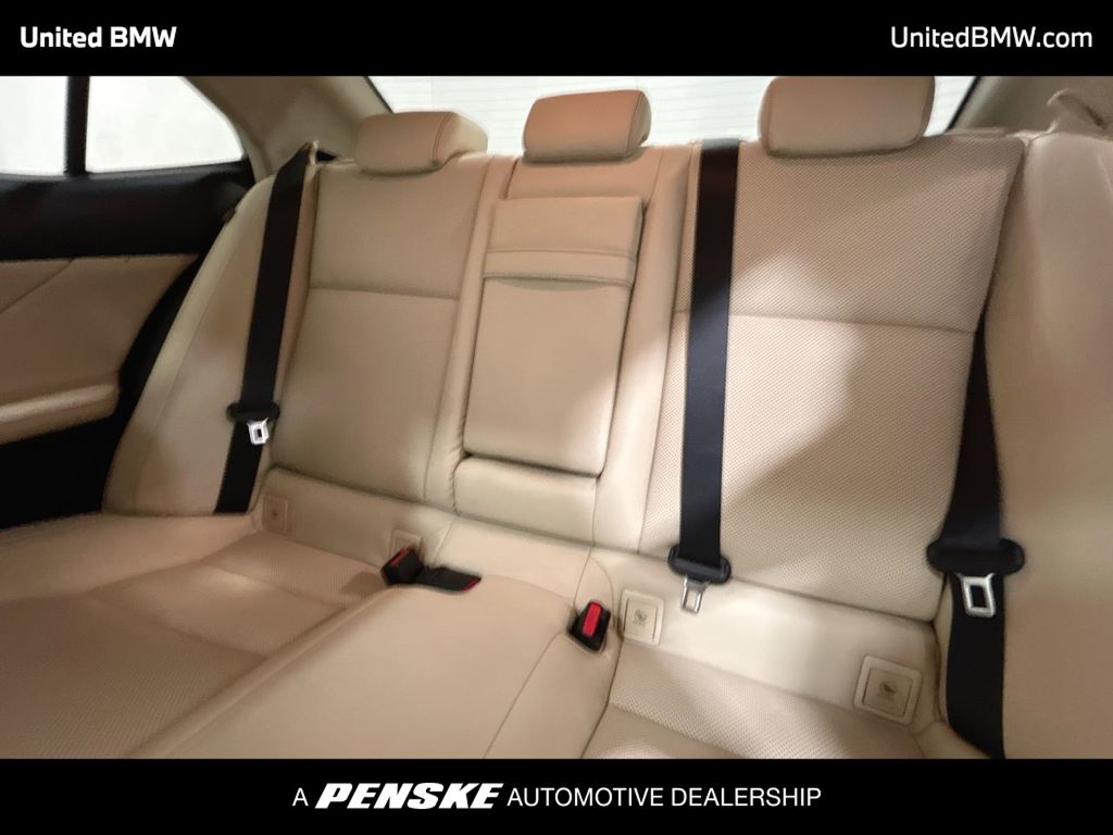 Thumbnail: 2015 Lexus IS - 21