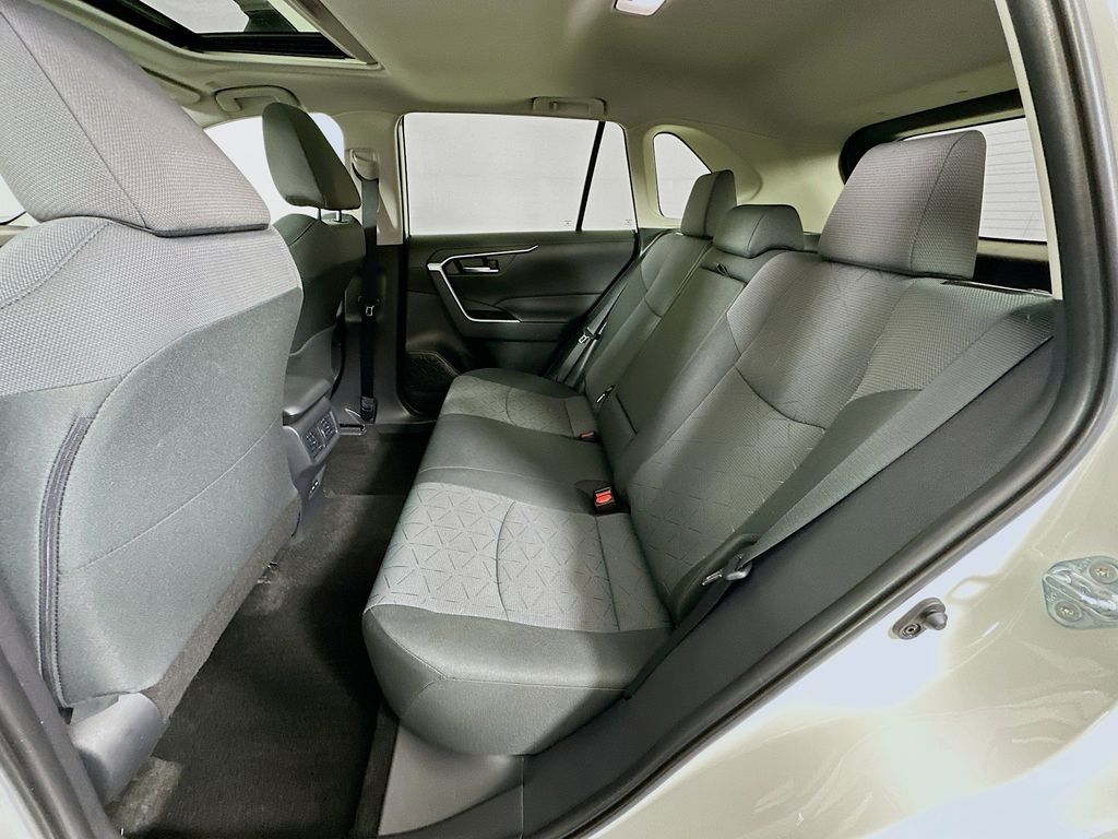 Thumbnail: 2025 Toyota RAV4 - 25