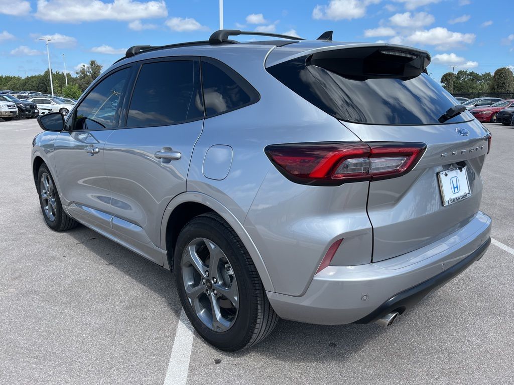 Thumbnail: 2023 Ford Escape - 6