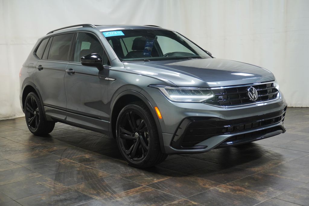 2023 Volkswagen Tiguan 2.0T SE R-Line Black