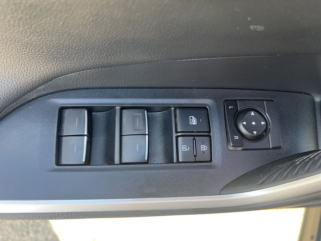 2022 Toyota RAV4 Adventure photo