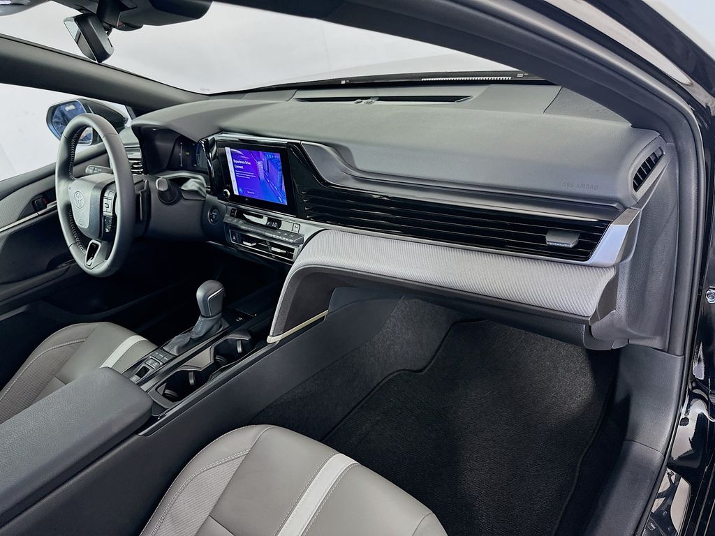 Thumbnail: 2025 Toyota Camry - 29