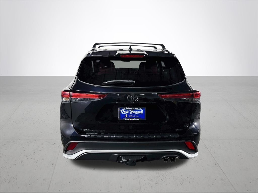2022 Toyota Highlander XSE