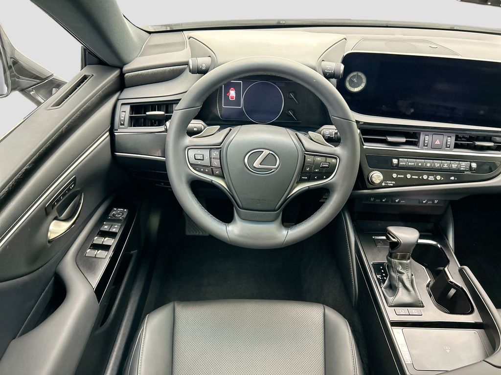 Thumbnail: 2023 Lexus ES - 13