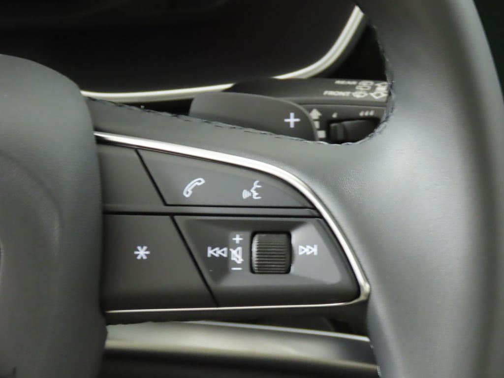 Thumbnail: 2025 Audi Q3 - 18