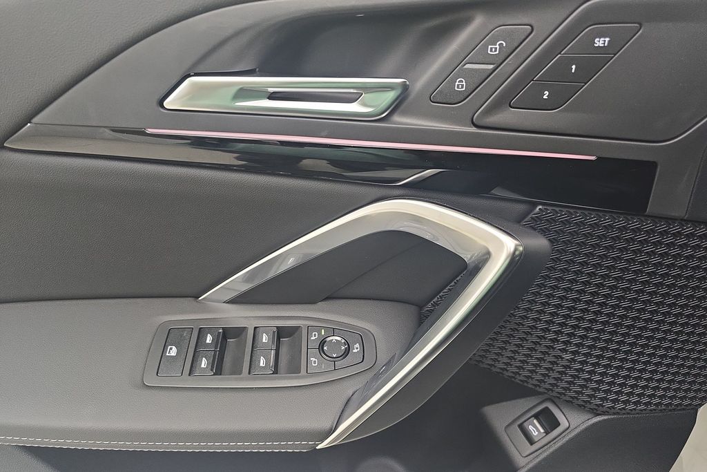 2026 Bmw X1 M35i photo 35