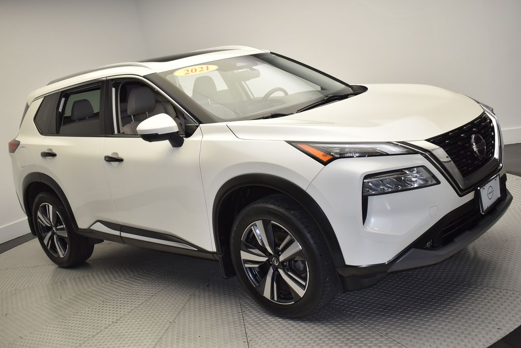 Thumbnail: 2021 Nissan Rogue - 3