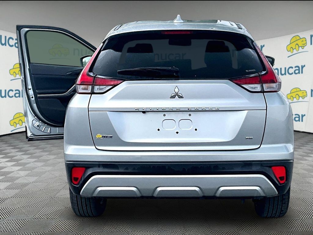 2024 Mitsubishi Eclipse Cross — photo 5