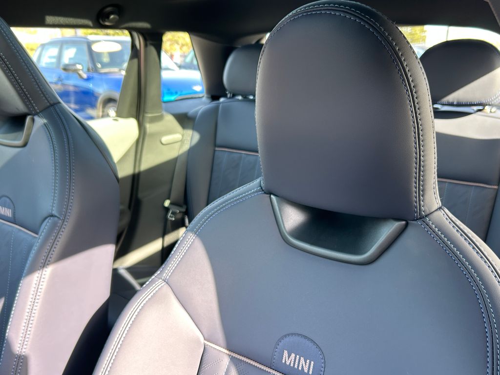 Thumbnail: 2026 MINI Cooper - 14