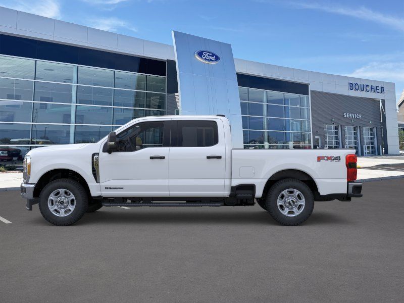New 2026 Oxford White Ford XLT image 3