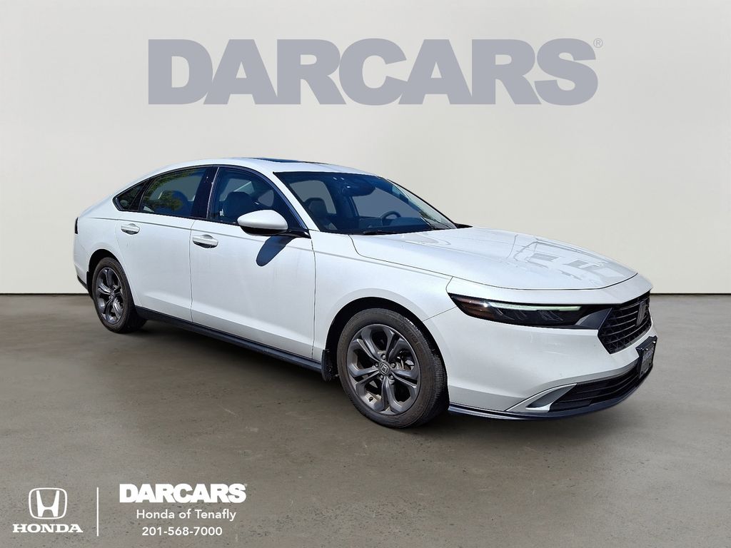 White 2023 Honda Accord Sedan Front-Wheel Drive Continuously Variable Transmission