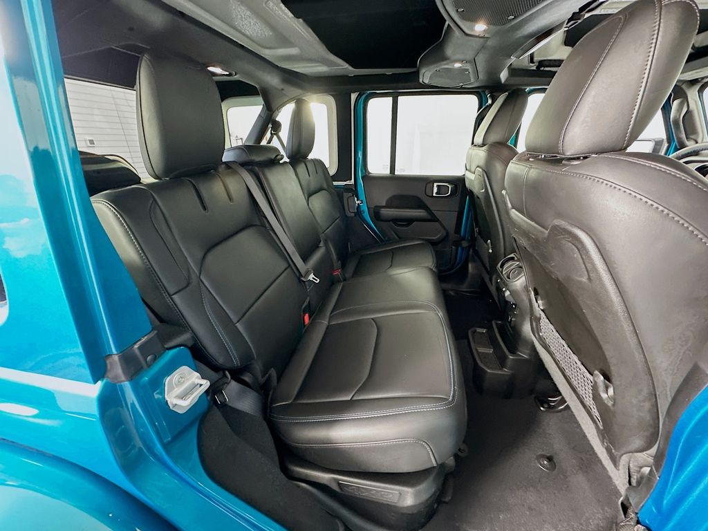 Thumbnail: 2024 Jeep Wrangler - 27