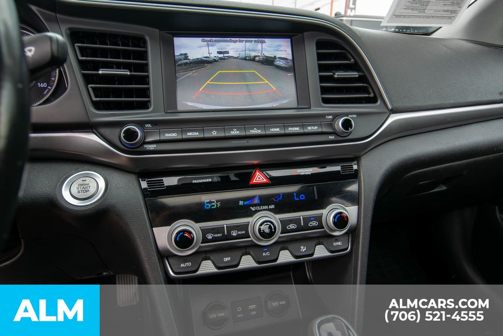 2020 Hyundai Elantra Value Edition photo 16